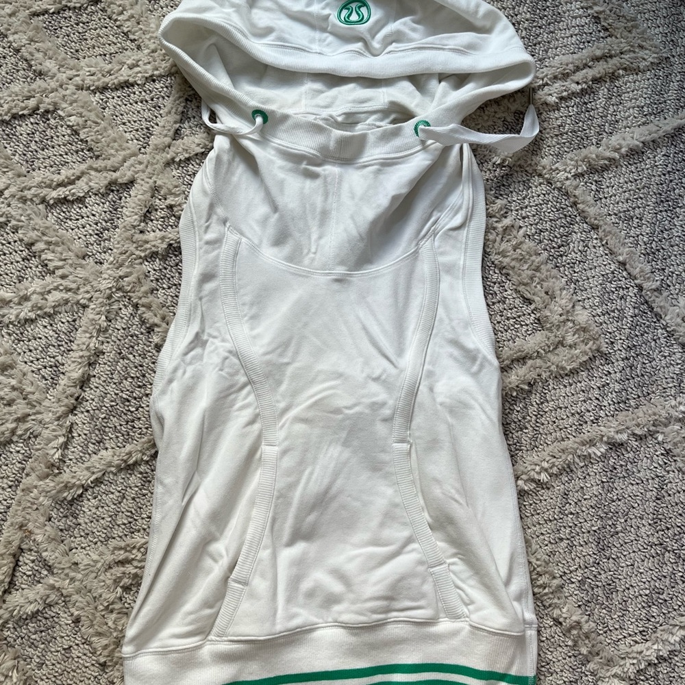 Unique Lululemon tank top with hoodie
